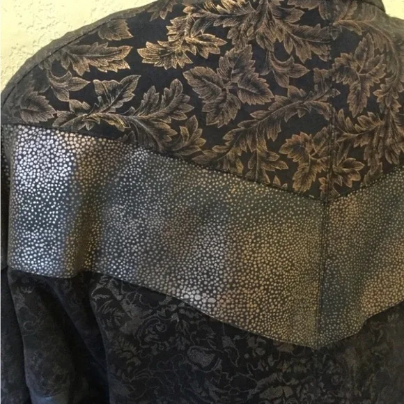 Avanti Women's Black and Brown Leather Jacket - Picture 8 of 8